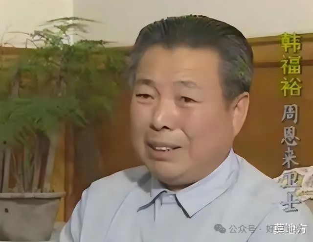 专家：建议拆除毛主席纪念堂雕像，一士兵怒怼道：你拆一下试试！  第7张