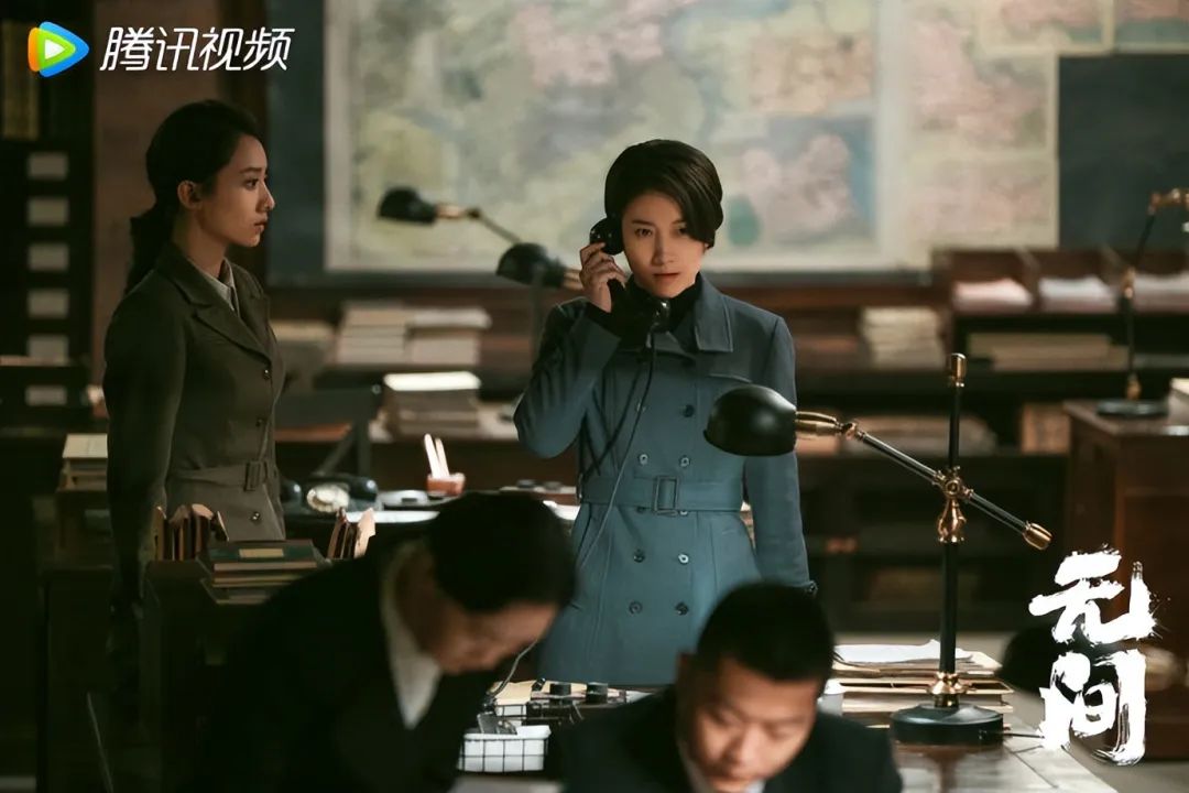 《无间》同样演“女特工”，王丽坤和啜妮一起对比，差别就出来了  第8张