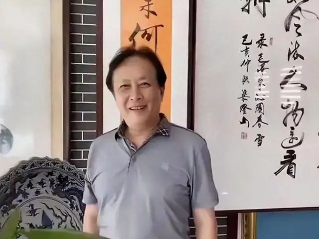 唐国强情史：前妻除夕夜自杀，再娶小12岁娇妻，国内淘金国外花？  第9张