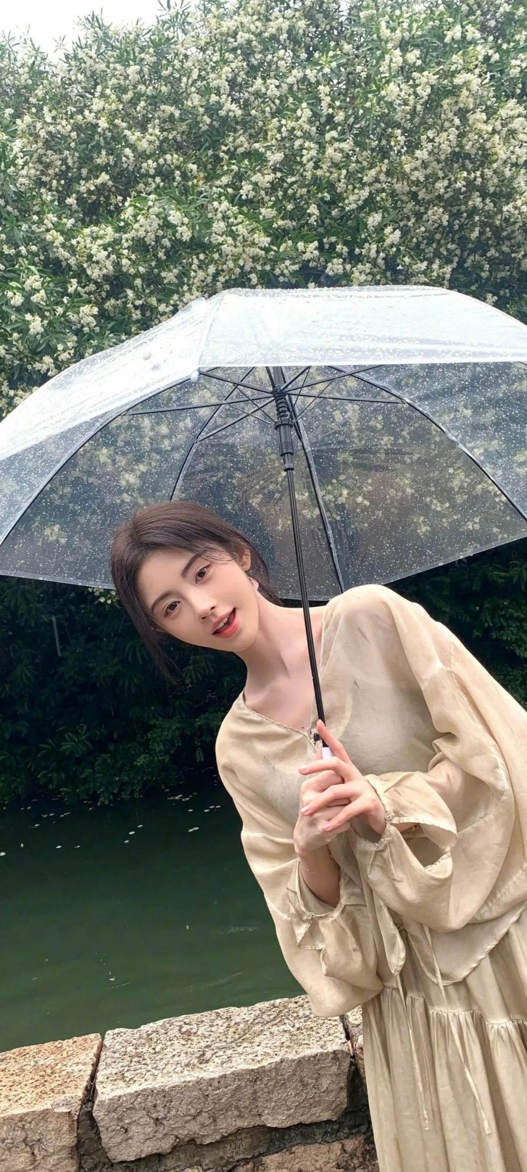 鞠婧祎·烟雨江南写真壁纸  第2张