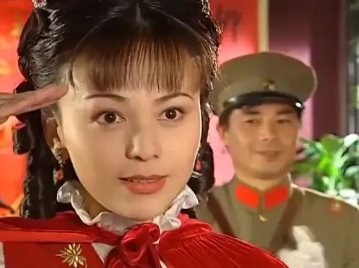 演完林心如妈妈22年后，又演肖战妈妈，她魅力不减当年