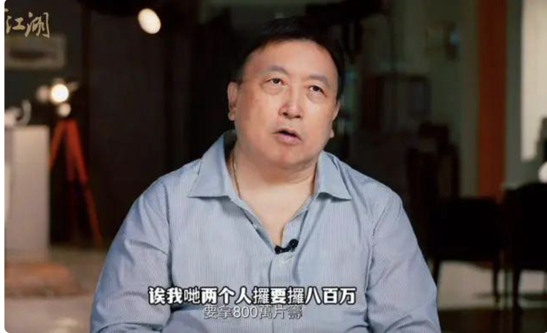 52岁朱茵现状：齐耳短发略微发福，30年前的她惊为天人