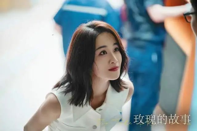 女演员长相很重要，《玫瑰的故事》看30岁的陈瑶和34岁的蓝盈莹才知，骨相和气质会给角色加分  第4张