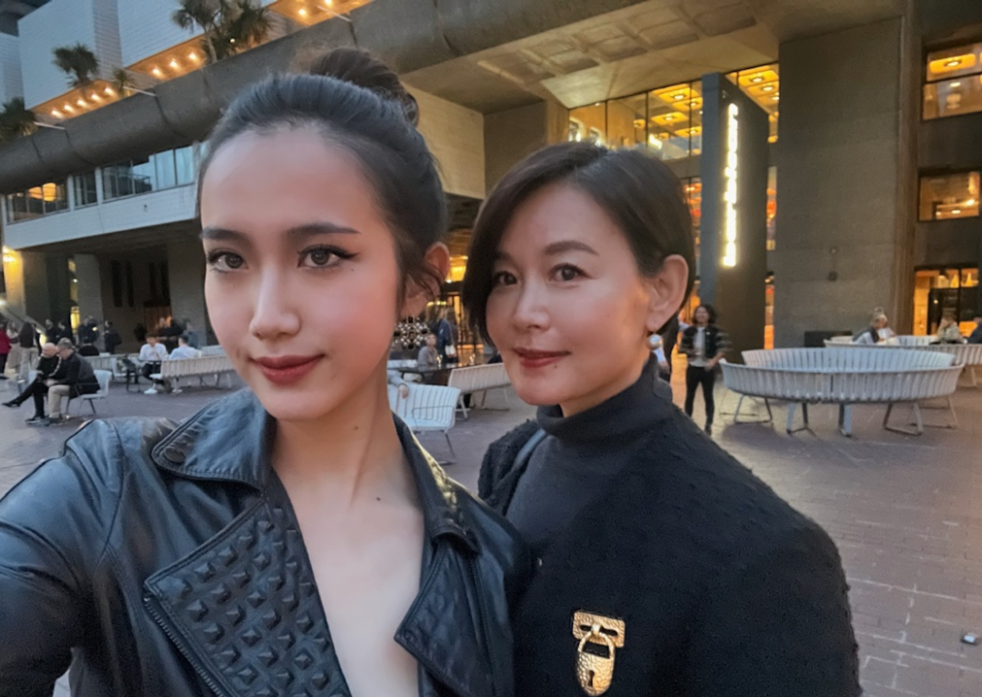 愈大愈靓！香港知名男星23岁女儿近照曝光，网民争抢做女婿  第9张