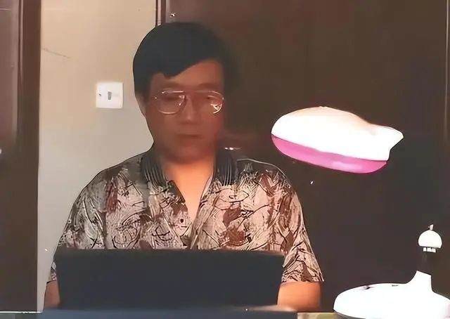 喜剧演员梁天：大哥去世后看清英达，拒绝出席妹妹婚礼，愧对宋丹丹  第8张