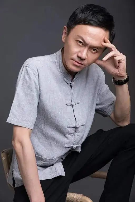 《承欢记》许凯爸爸《春色寄情人》李现师父，56岁的他演技真绝