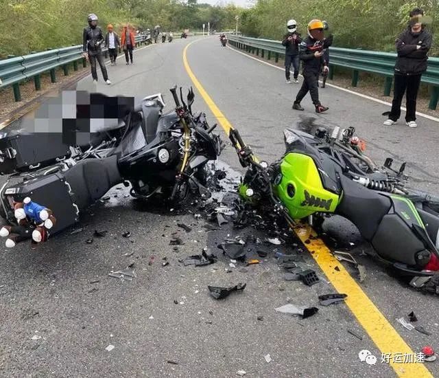 女网红刚拿驾照，重庆隧道超车身亡，男友悲痛欲绝称其想去摩博会  第11张