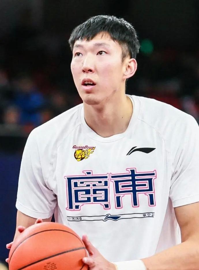 周琦即将选择新东家？已有4支球队成立招募团队，他会重返nba吗