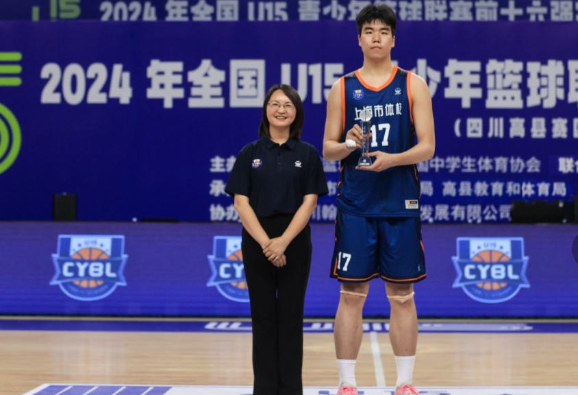 上海体校张懿赵杰成为u15联赛mvp